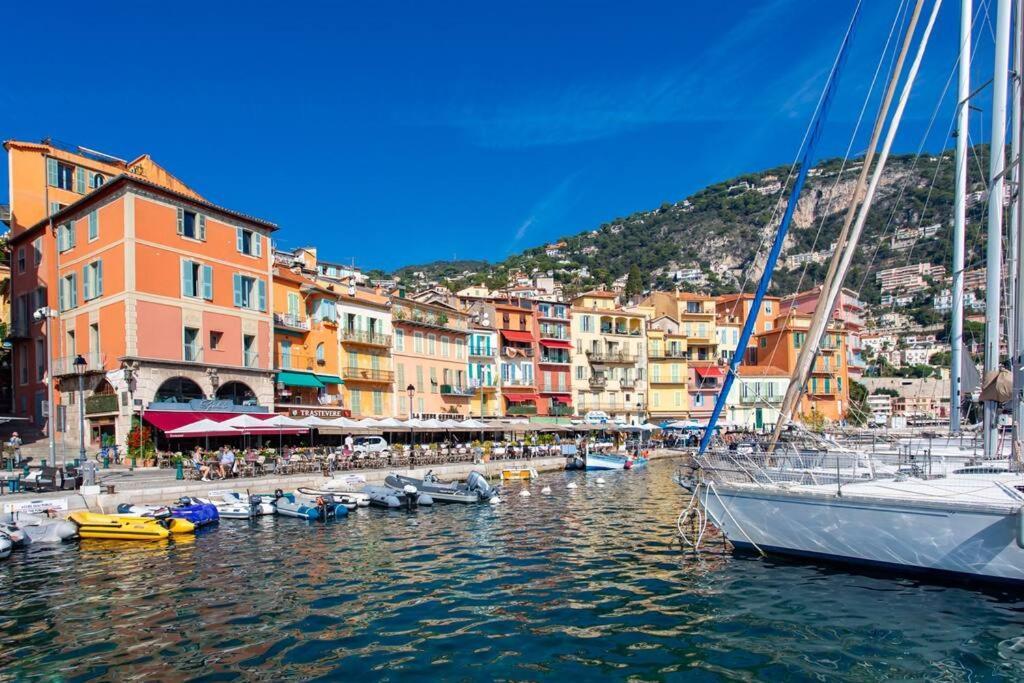 #40 Bright Sea View Suite For 6 2Mins Walk Port & Sea Villefranche-sur-Mer Exterior photo