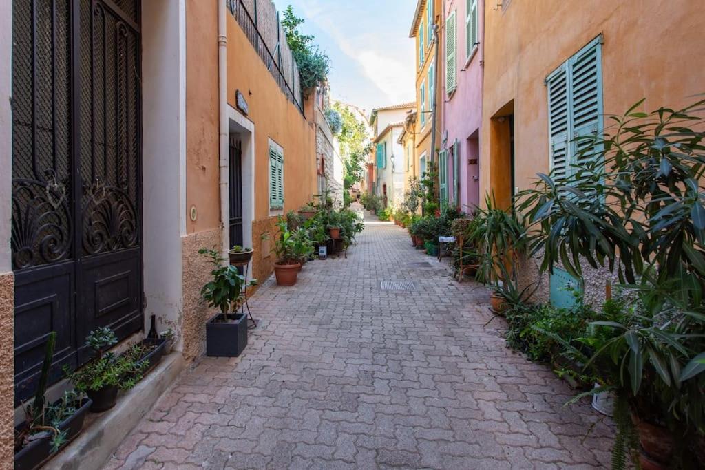 #40 Bright Sea View Suite For 6 2Mins Walk Port & Sea Villefranche-sur-Mer Exterior photo