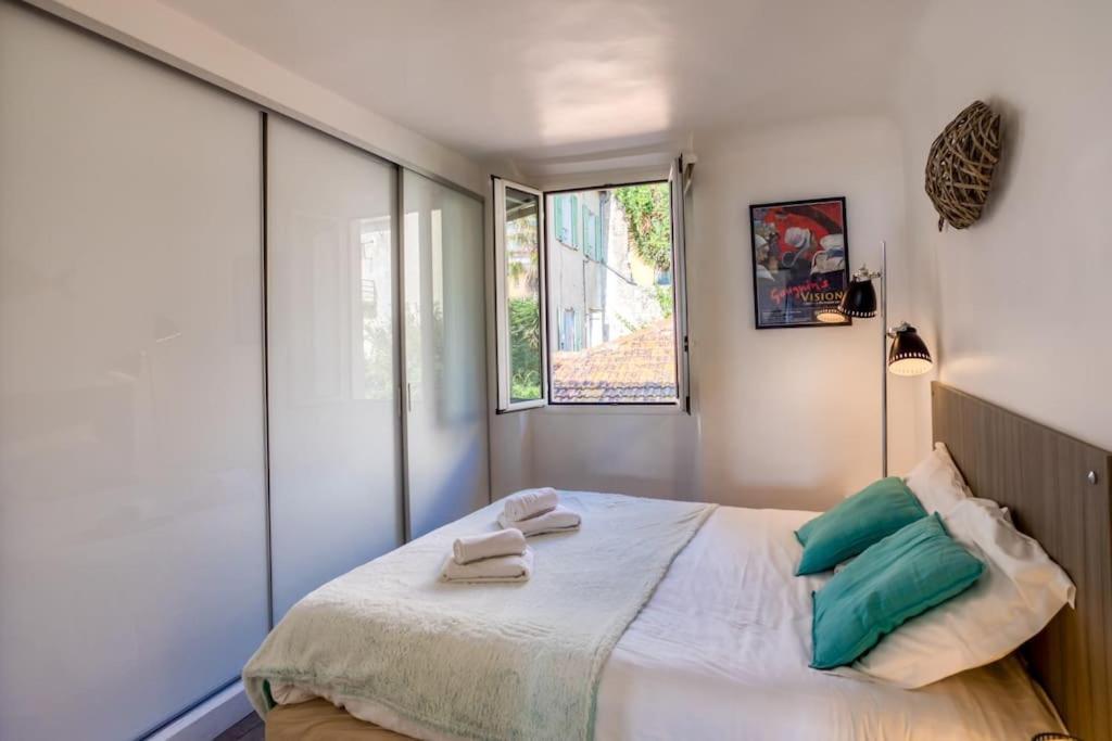 #40 Bright Sea View Suite For 6 2Mins Walk Port & Sea Villefranche-sur-Mer Exterior photo